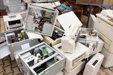 欧盟电子垃圾:英国最不可能回收大型家用电器