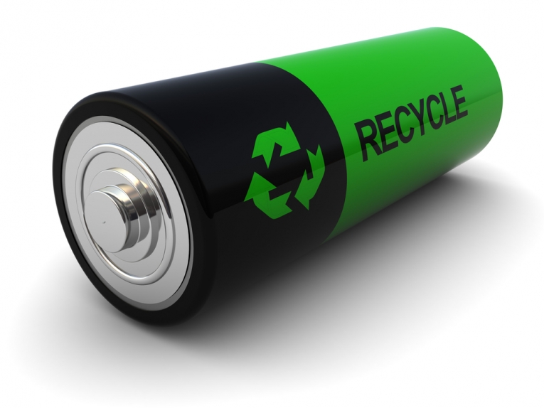 美国以2013年回收电池