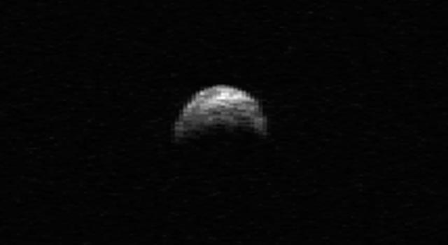 小行星2005年YU55