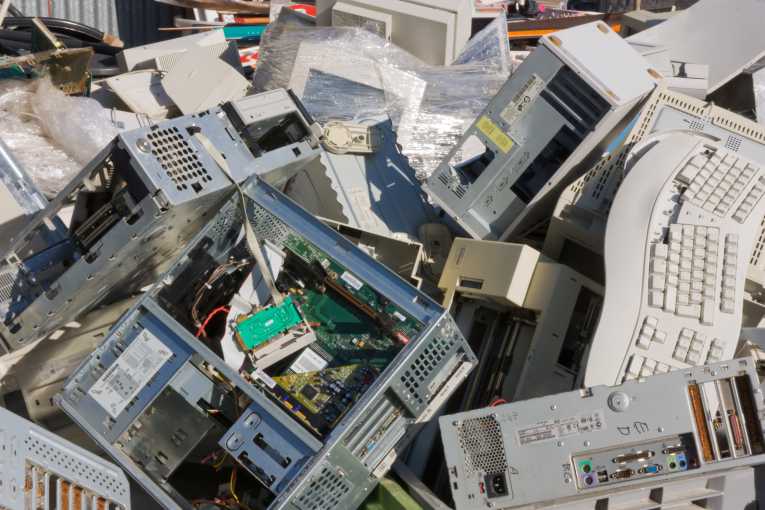 电子废物污染使工人面临风险