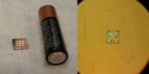 左图:在左边九个白圆圈内的每一个黑点都是一个微型燃料电池。为了比较大小，图中显示了一节AA电池。(摄影:Caroline Perry, SEAS Communications)右图:这张图片放大了九个圆圈中的一个，显示了电化学膜的褶皱表面