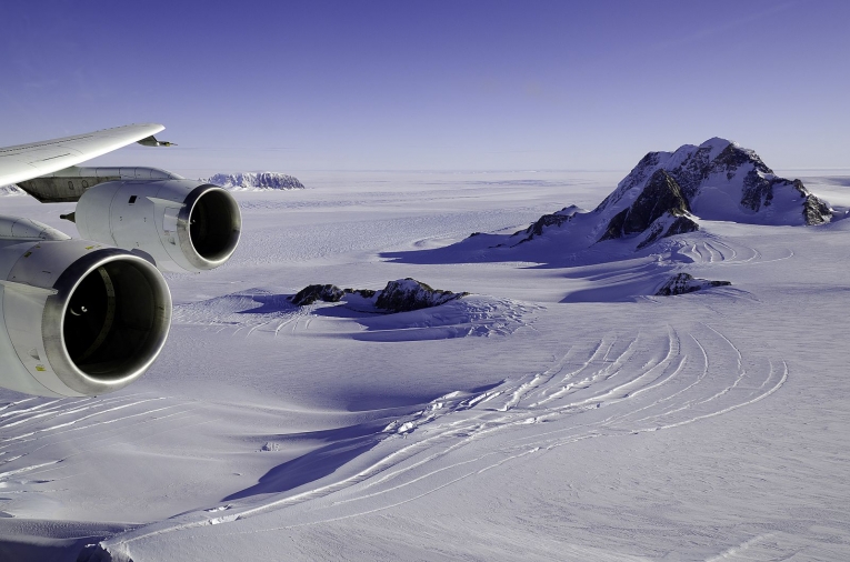 冰水在南极洲温暖