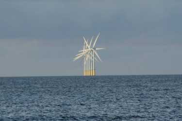 大规模的海上风力发电场在美国取得了进展