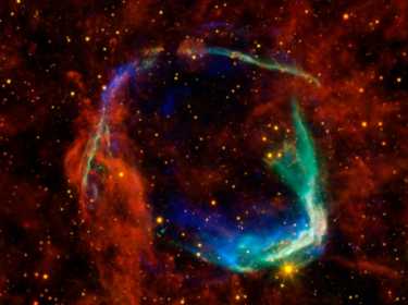 超新星RCW 86谜团解开了斯皮策和明智的